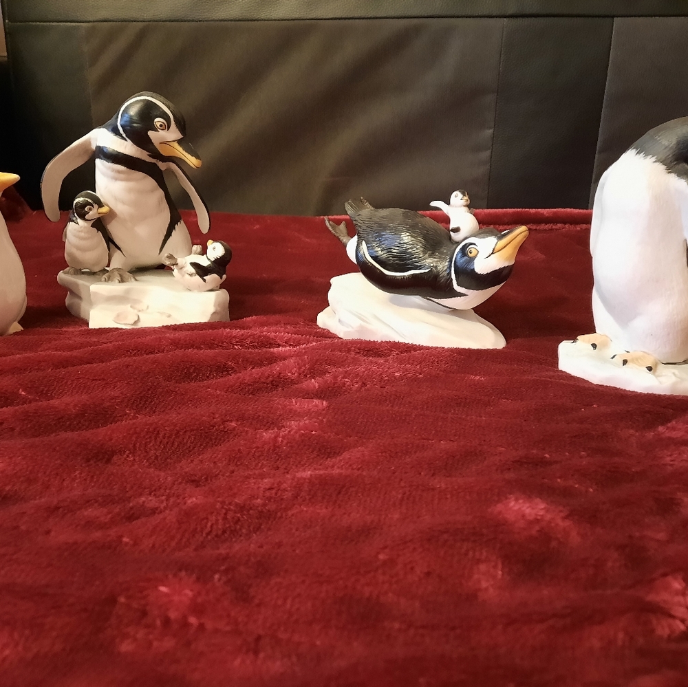 Whee by of Emblem,  3 porcelain sculptures penguins, $60